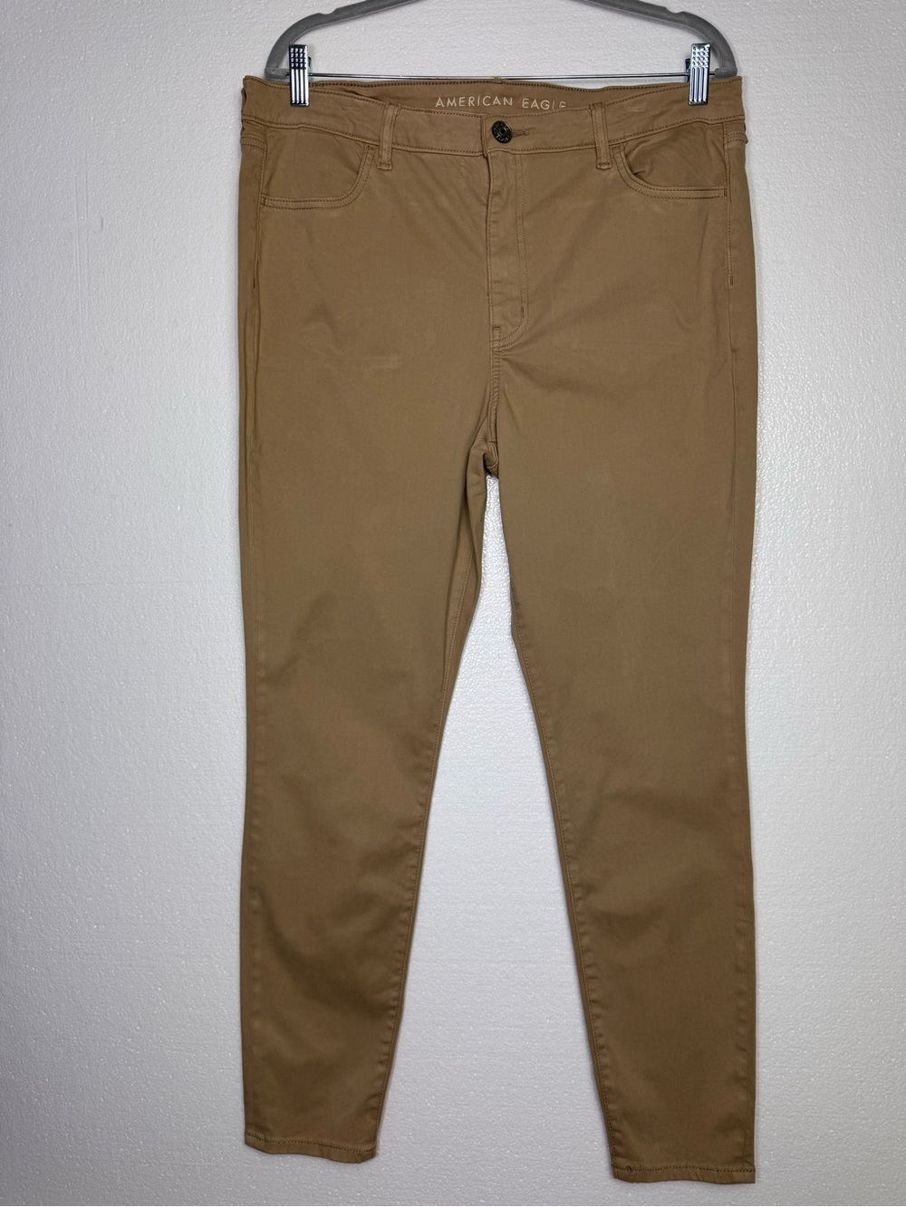American Eagle next level stretch tan high rise jogging size 16